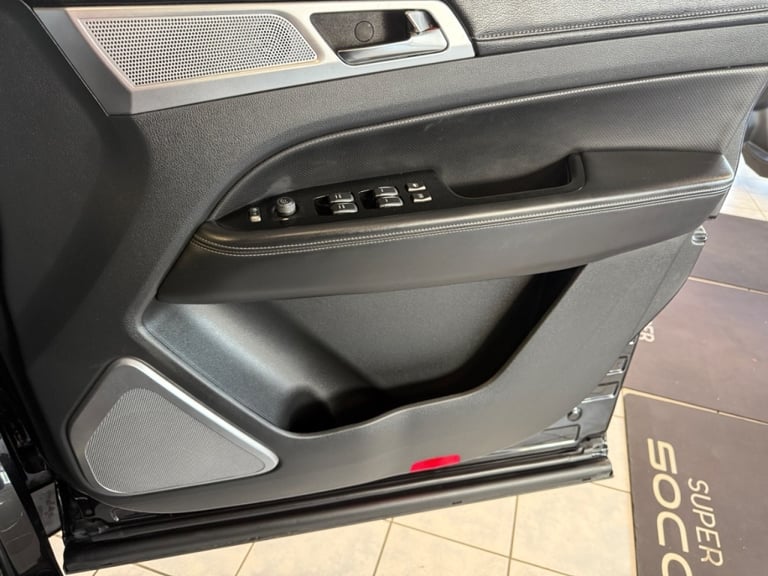  SsangYong Rexton 2.2 Ultimate 5dr Auto Diesel