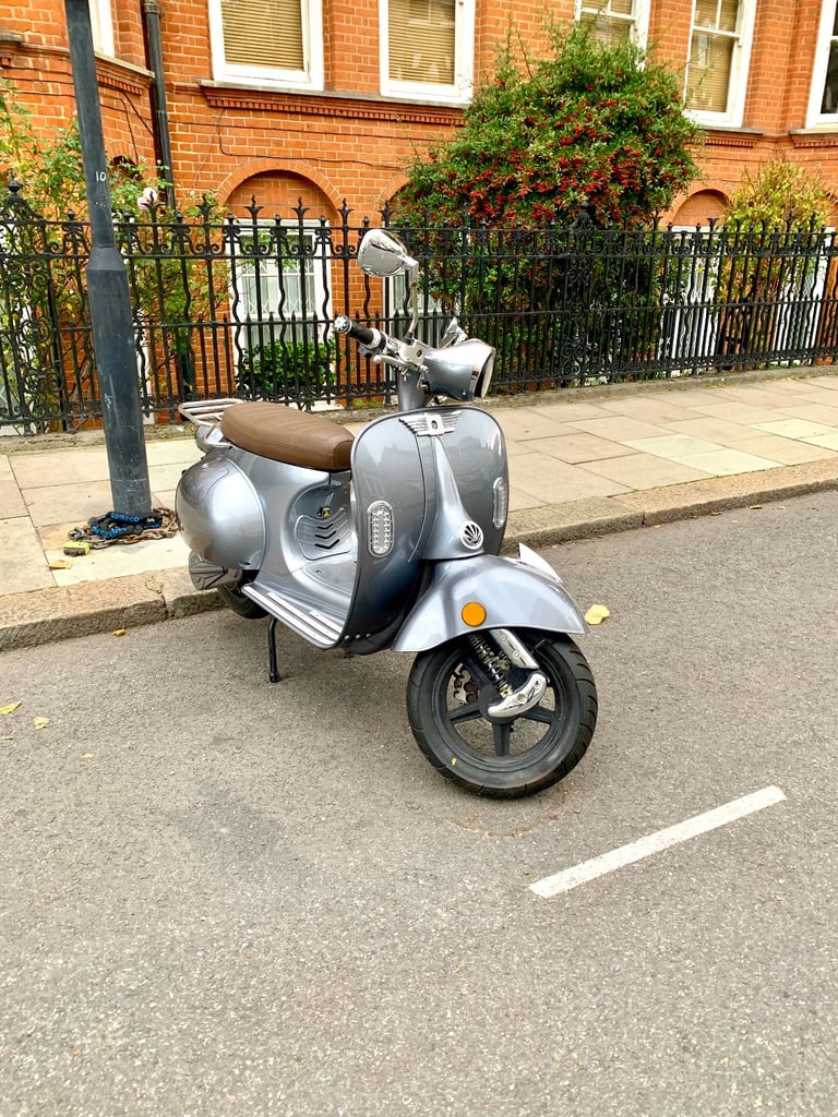 Sakura S50 Electric Moped - BEST CONDITION YOU WILL SEE AT THIS PRICE