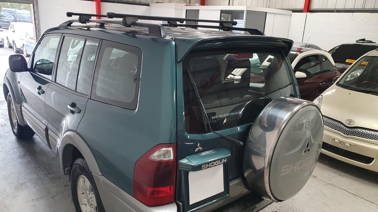 MITSUBISHI SHOGUN 3.2DI-D AUTO ELEGANCE *27,000 MILES* 7 SEATER* WOW 27K