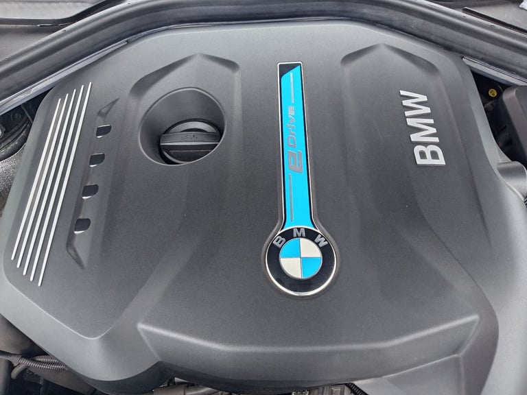 BMW, 330e Sport, 2016, Step Auto, 1998cc Turbo electric Hybrid