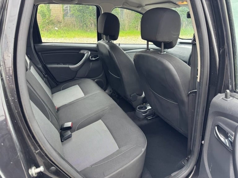 2016 Dacia Duster 1.5 dCi Laureate SUV 5dr Diesel Manual 4WD Euro 6 (s/s) (110 ps) HATCHBACK Dies...