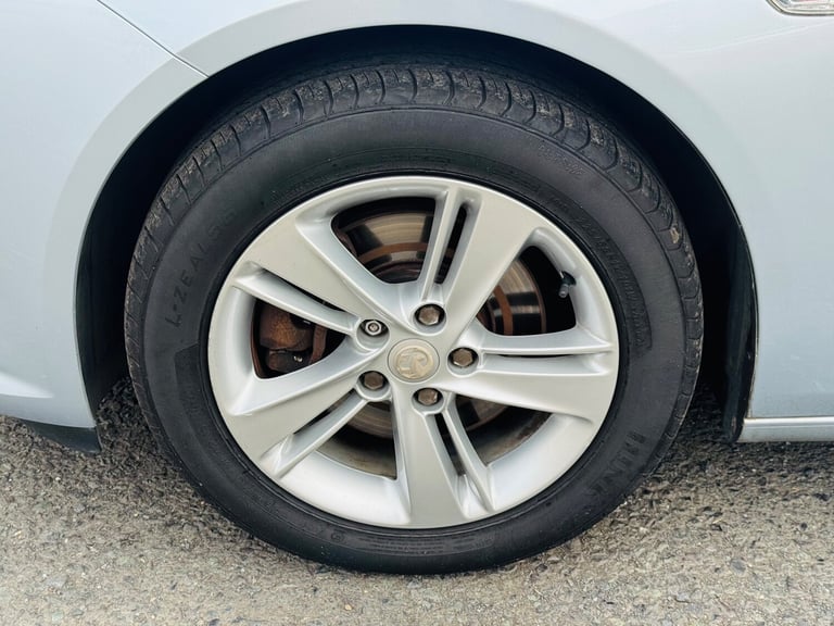 2017 Vauxhall Insignia TECH LINE NAV 5-Door Diesel