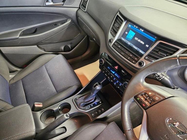 2017 Hyundai TUCSON 1.7 CRDi Blue Drive SE Nav 5dr 2WD DCT ESTATE DIESEL Automatic