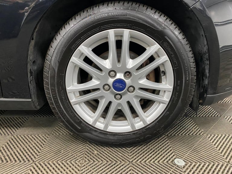  Ford Focus 1.0T EcoBoost Titanium Euro 5 (s/s) 5dr Petrol Manual