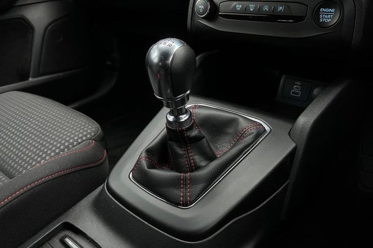 2025 Ford Focus 1.0 EcoBoost Hybrid mHEV ST-Line 5dr HATCHBACK PETROL Manual