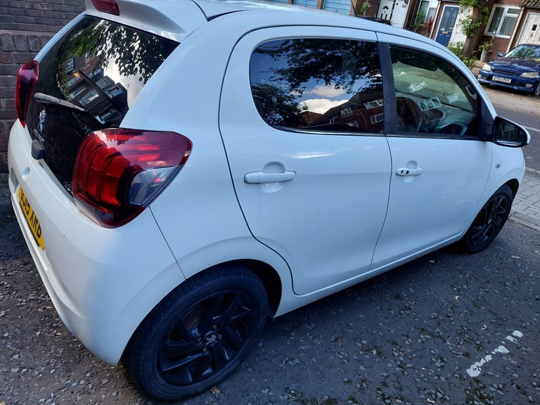 Peugeot 108 | GJ15XRB 1.2 VTi PureTech Allure Hatchback 5dr 