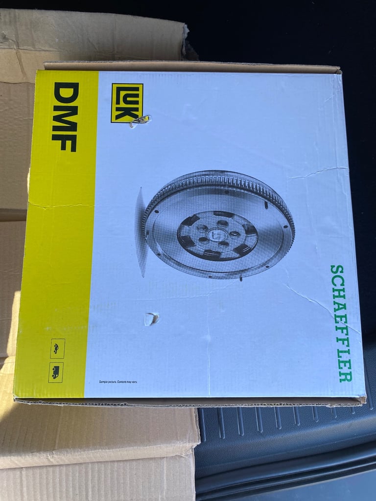 image for 2017 Mercedes benz C class Brand new flywheel