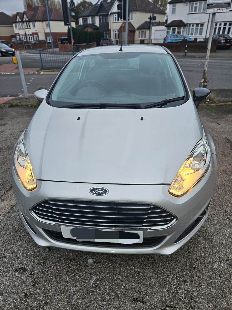 Ford, FIESTA, Hatchback, 2015, Manual, 1241 (cc), 3 doors