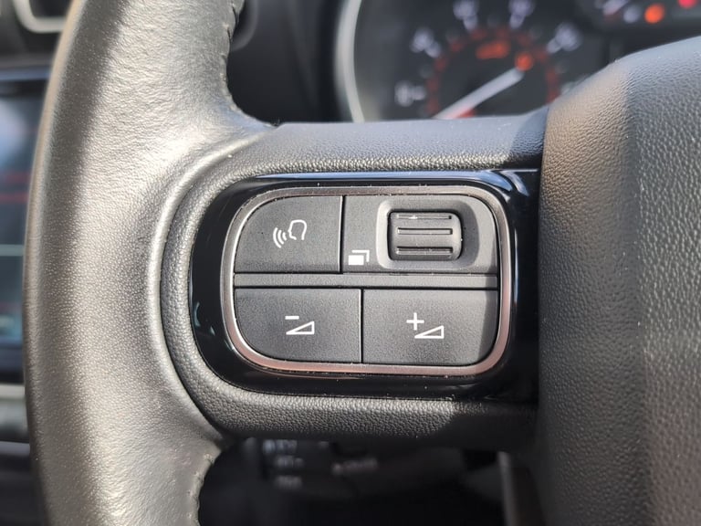 2023 Citroen C3 Aircross 1.2 PureTech 110 Shine 5dr Hatchback PETROL Manual