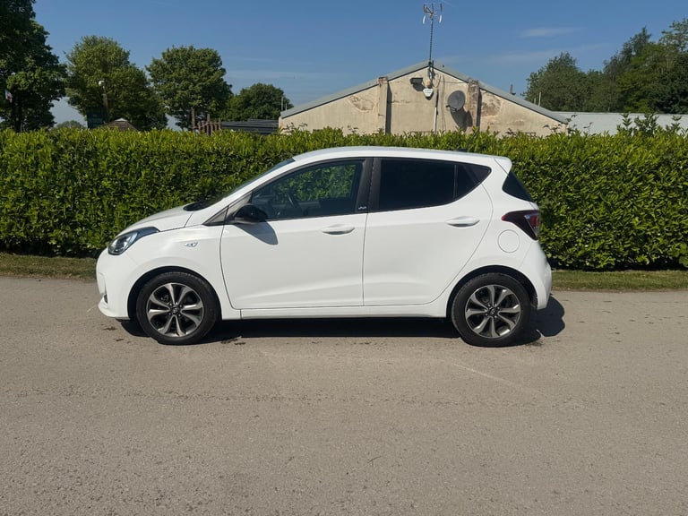 Hyundai i10 Play 1.0 Euro 6 5dr 2019 (69) Only 47K Ideal 1st Car