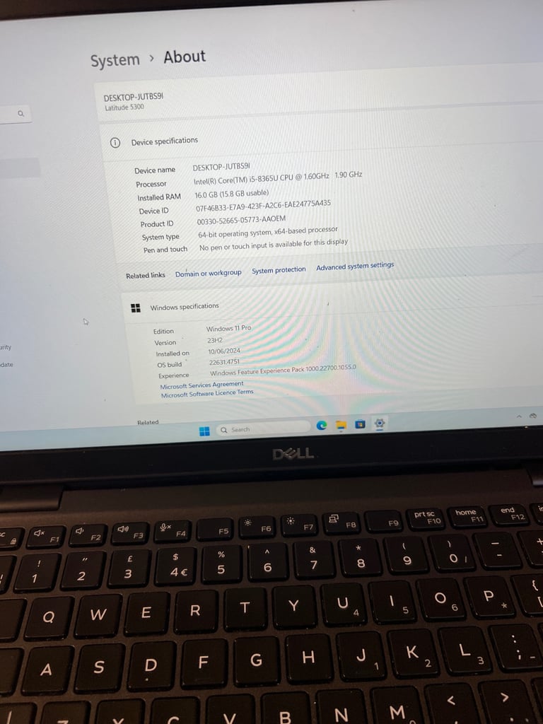 Windows 11 Dell , i5, 8th gen , 16 GB , 240 SSD , very fast performance 