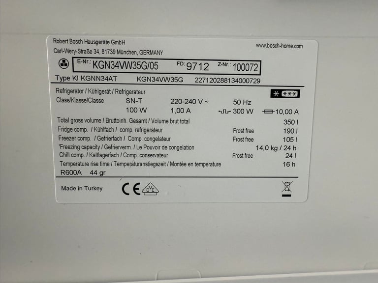 Bosch Tall Fridge Freezer With Free Delivery N Warranty 