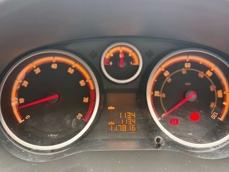 ULEZ FREE, Vauxhall, CORSA, Hatchback, 2014, Manual, 1398 (cc),5 doors - Image 16
