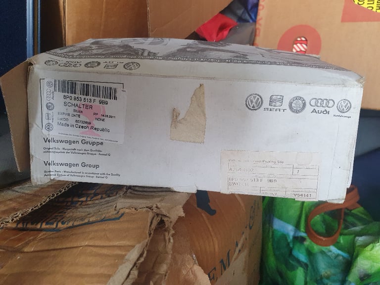 NEW CAR PARTS JOB LOT