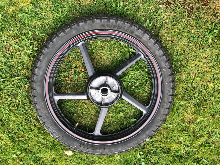 Yamaha ybr125 rear wheel 