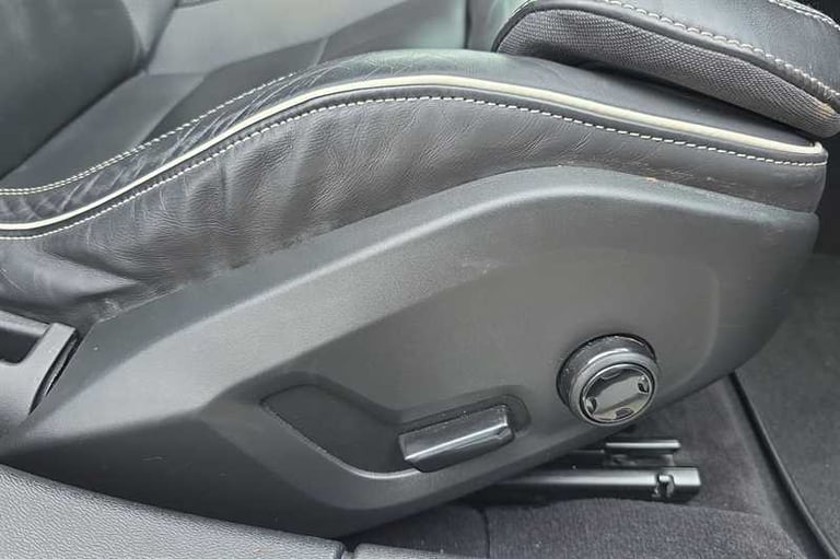 2022 Volvo S60 2.0 B5P R DESIGN 4dr Auto SALOON PETROL Automatic