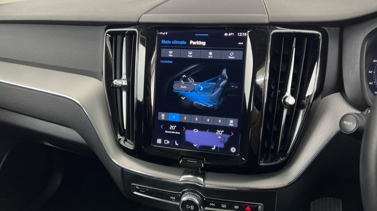 2023 Volvo XC60 2.0 T6 [350] RC PHEV Core Bright 5dr AWD Gtron ESTATE PETROL/ELECTRIC Automatic