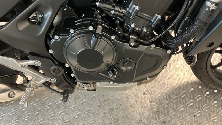 2025 Honda CB Honda CB750 Hornet (25MY) ROADSTER Petrol Manual