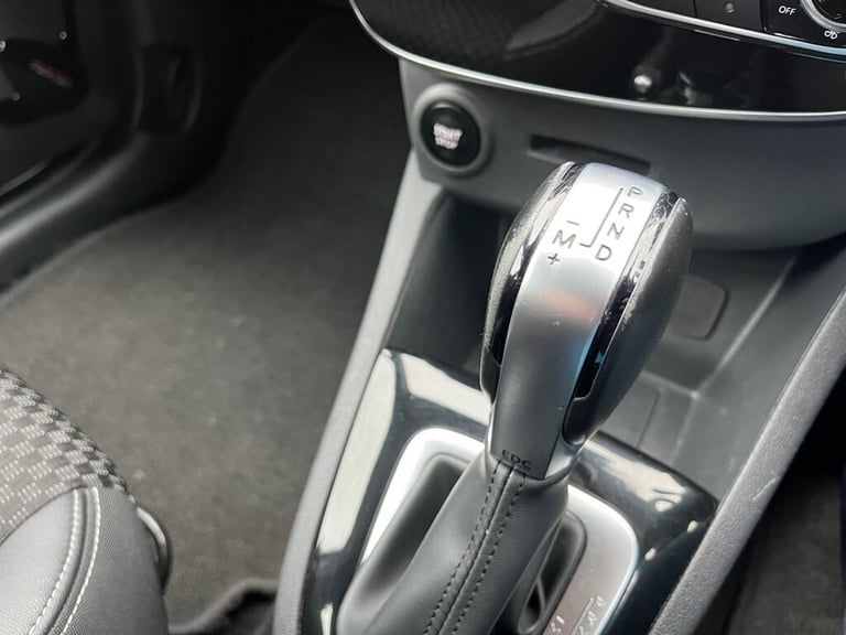 2017 Renault Clio 1.5 dCi 90 Dynamique S Nav 5dr Auto HATCHBACK DIESEL Automatic