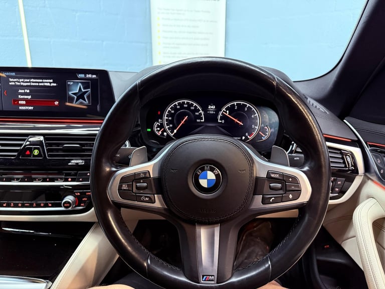 2018 BMW 5 Series 520d xDrive M Sport 4dr Auto SALOON DIESEL Automatic