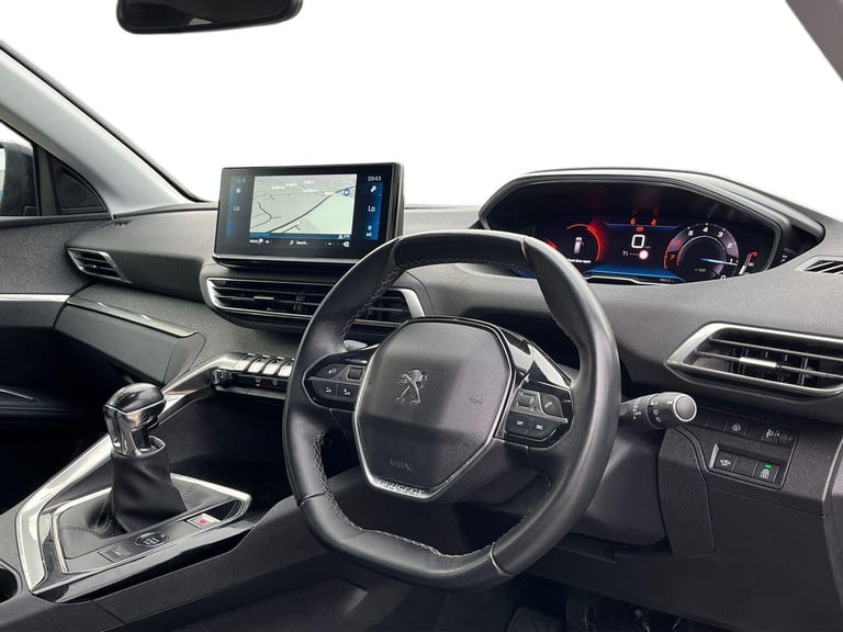  Peugeot 5008 SUV 1.2 Puretech Allure Premium  Plus Suv 5dr Petrol Manual Euro