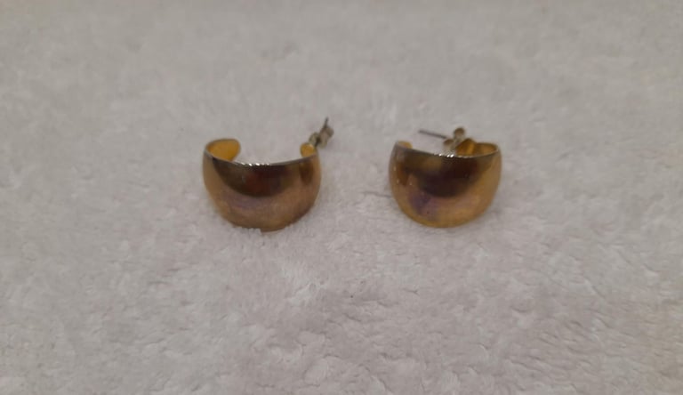 Vintage Carlo Orsini Jewellery Box of 4 Sets of Gold Coloured Earrings for Pierced Ears (Used)
