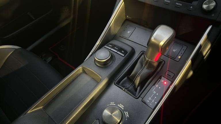 2015 Lexus IS 300h Sport 4dr CVT Auto SALOON PETROL/ELECTRIC Automatic