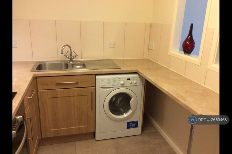 1 bedroom flat in Mariner Ave, Birmingham, B16 (1 bed) (#2663468)