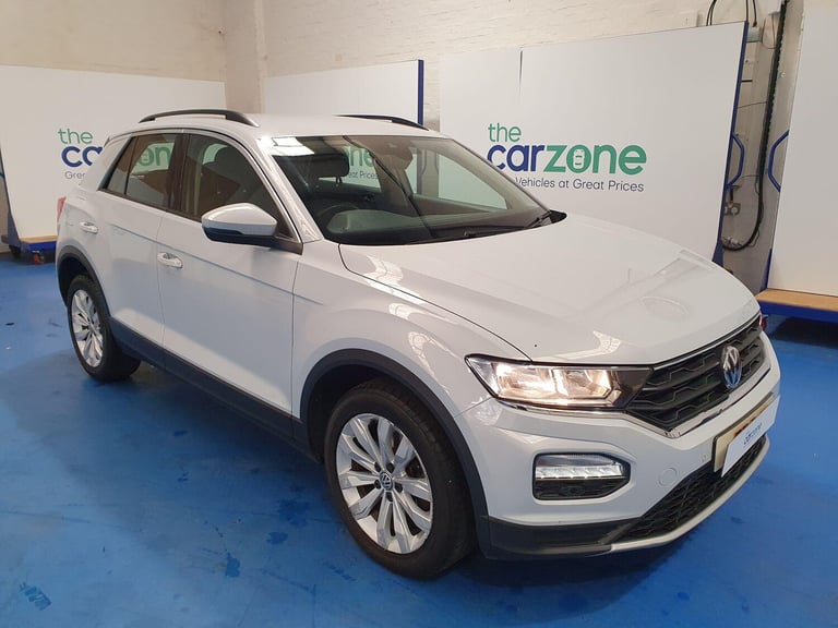 2018 Volkswagen T-Roc 1.0 TSI SE Euro 6 (s/s) 5dr HATCHBACK Petrol Manual