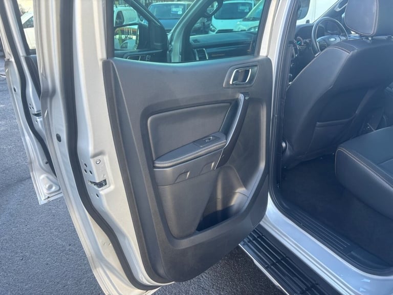 2020 Ford Ranger 2.0 EcoBlue Wildtrak in silver, 56,000 miles, 2 owners, Euro 6 ULEZ, 4x4, a PICK...