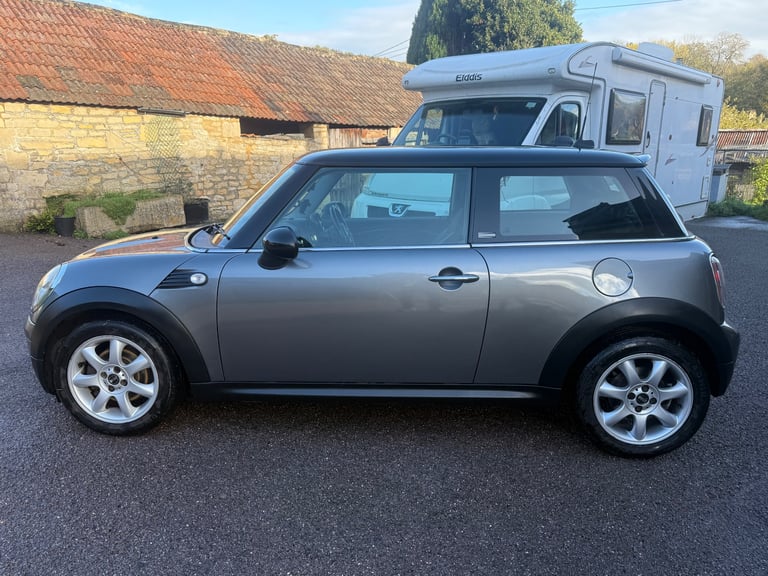 Mini Cooper,  Hatchback, 2009, Manual, 1560 (cc), 3 doors