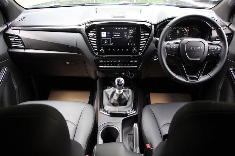 2025 Isuzu D-Max TD V-Cross Double Cab 4x4 [164] (FREE MAINLAND UK DELIVERY !!) Pick Up Diesel Ma...