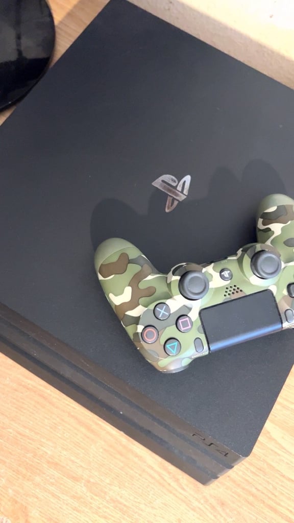 ps4 pro 1TB