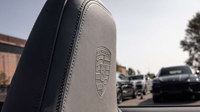  Porsche 911 Carrera 4 GTS Cabriolet (2026) Convertible Hybrid Ele Automatic