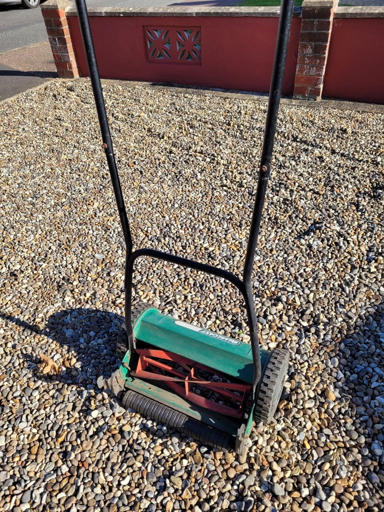 Qualcast Panther 380 