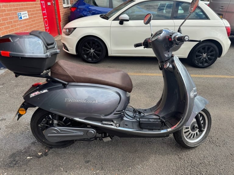 2021 SAKURA JS2A Scooter Electric Automatic Scooter ELECTRIC Automatic