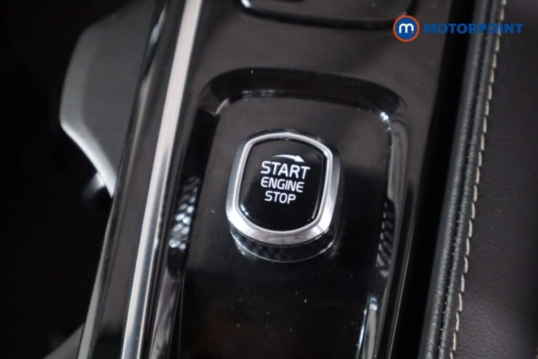 2021 Volvo V60 2.0 T6 Recharge PHEV Inscription 5dr AWD Auto ESTATE PETROL/ELECTRIC Automatic