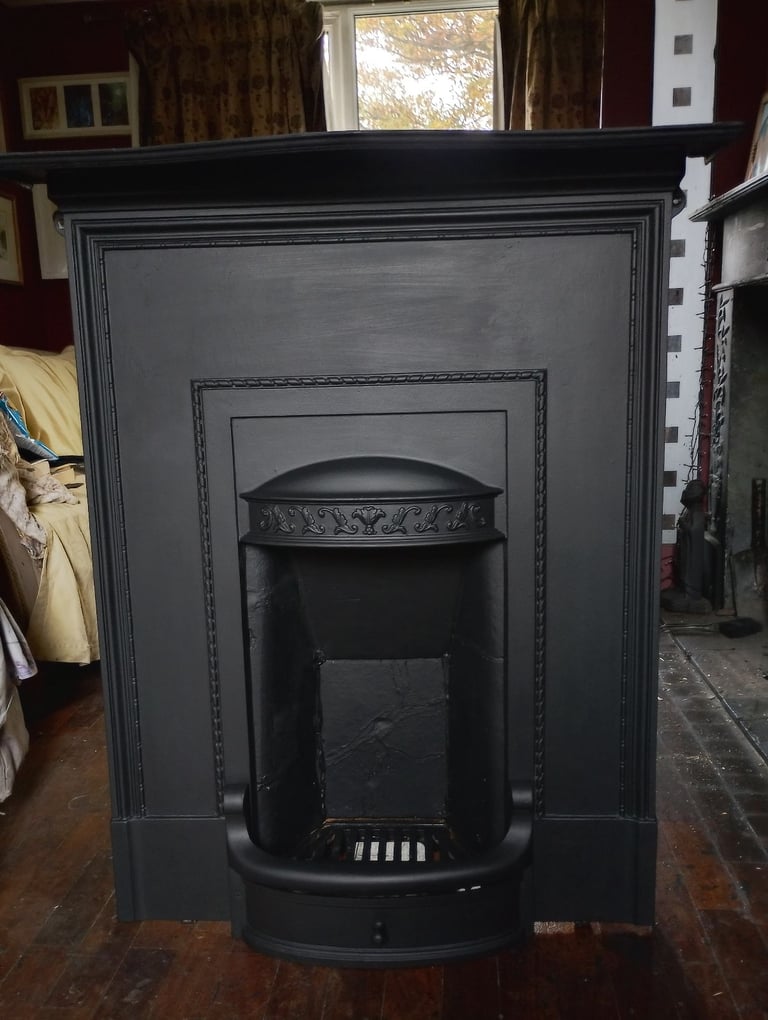 1924 year cast iron fireplace 