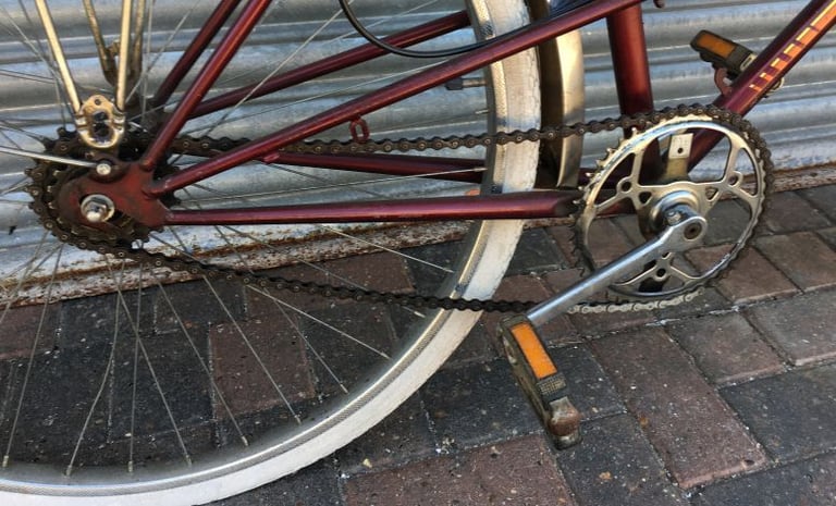 BOW WHARF BICYCLE WORKSHOP - Vintage Peugeot PROJECT, made in France