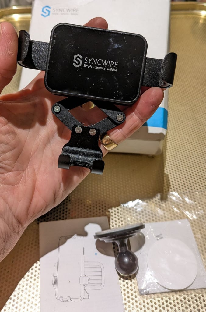 Car vent syncwire phone holder