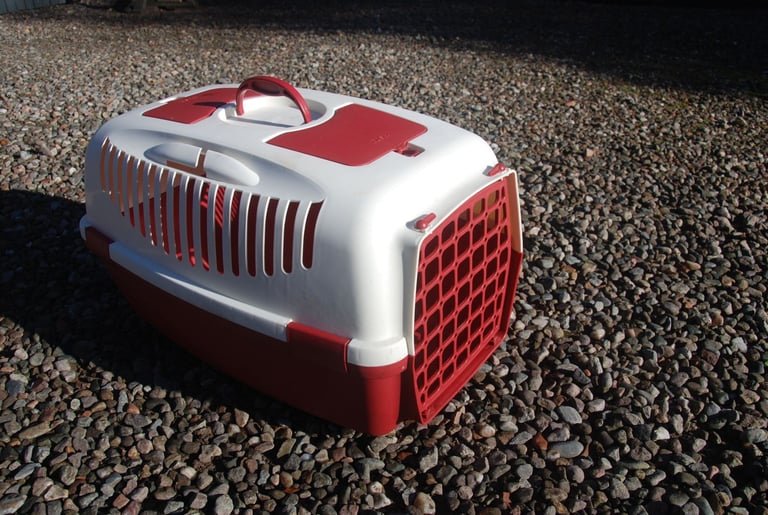 image for Pet carrier for cat or small dog