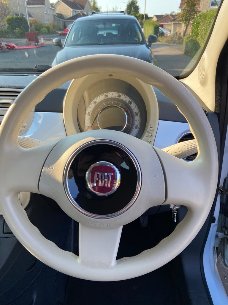 Fiat, 500, Pop - Hatchback, 2010, Manual, 1242 (cc), 3 doors