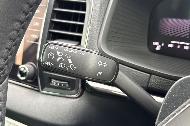 2023 Skoda Karoq 1.5 TSI ACT SE L DSG Euro 6 (s/s) 5dr SUV PETROL Automatic