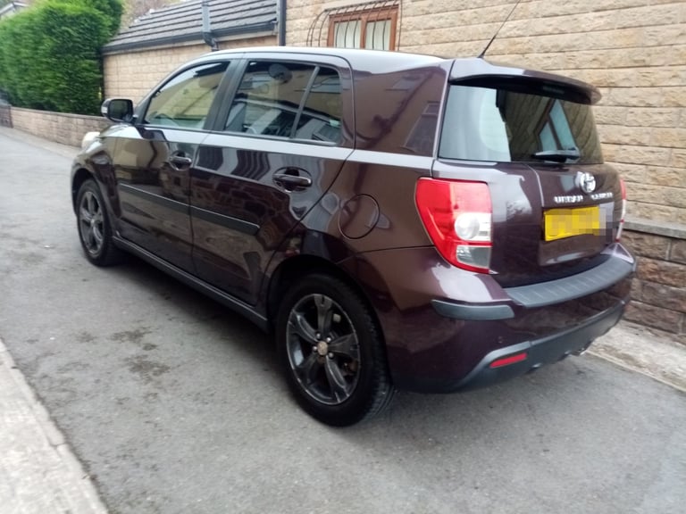 Toyota, URBANCRUISER, Hatchback, 2009, Manual, 1329 (cc), 5 doors