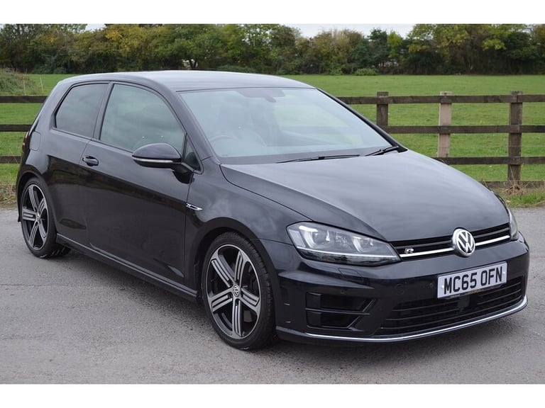 image for 2015 Volkswagen Golf TSI BlueMotion Tech R Hatchback Petrol Automatic