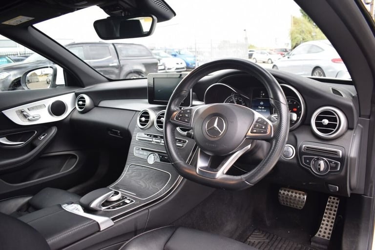 2017 Mercedes-Benz C Class 2.0 C200 AMG Line Cabriolet 2dr Petrol G-Tronic+ Euro 6 (s/s) (184 ps)...