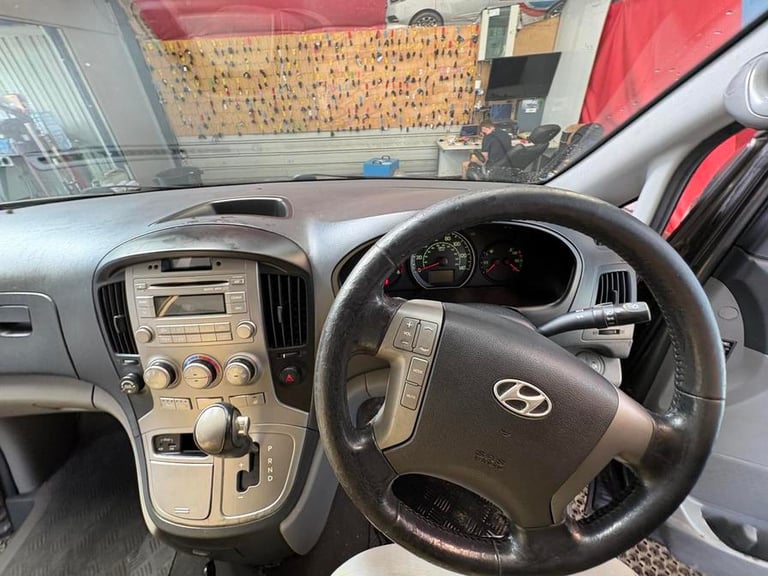 2012 Hyundai i800 2.5 CRDi Style 5dr Auto MPV DIESEL Automatic