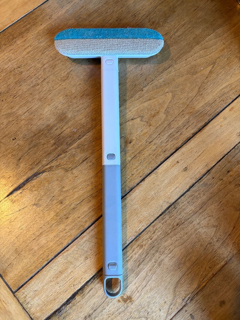 Dual-Action Pet Hair Removal Brush - Washable & Reusable