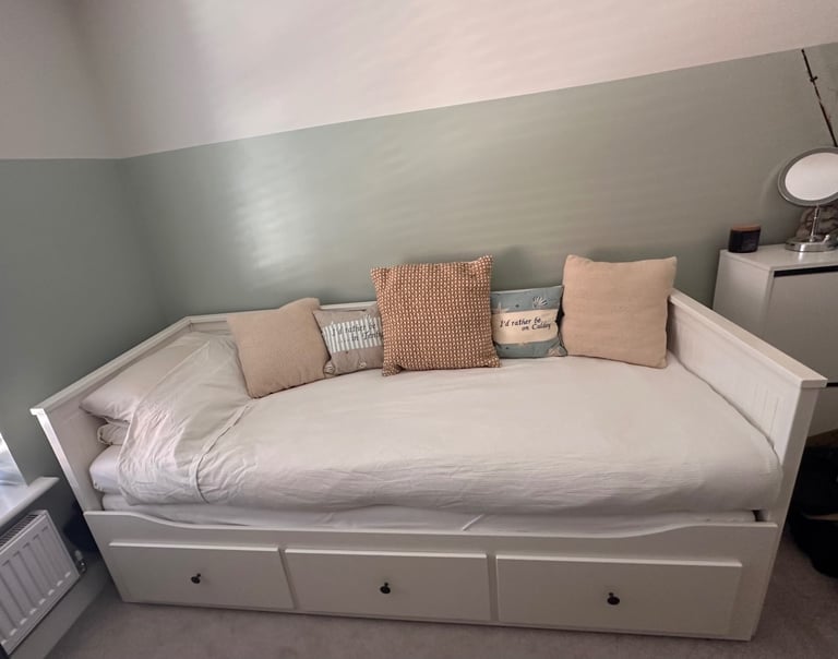 Hemnes Day Bed 