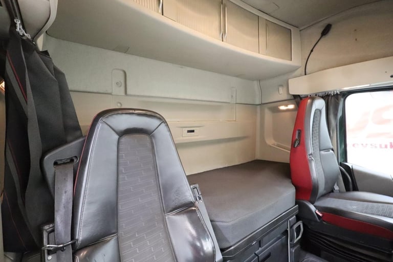 2018 (68 PLATE) Volvo  FH500 6x2 Euro 6 Tractor Units